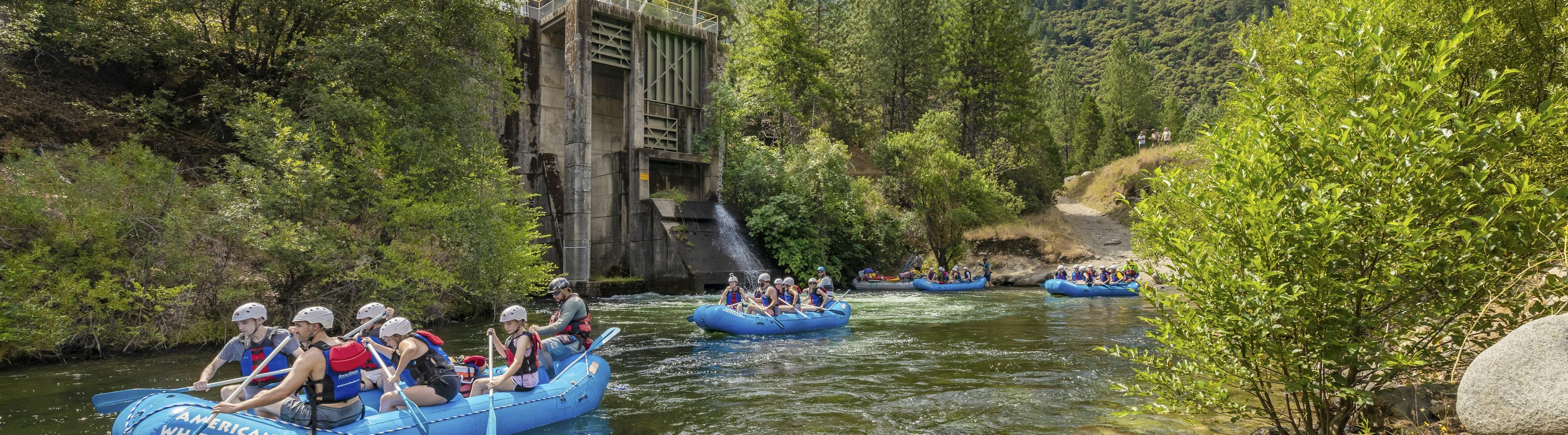 Rafting near Oxbow Powerhouse on the Middle Fork American River